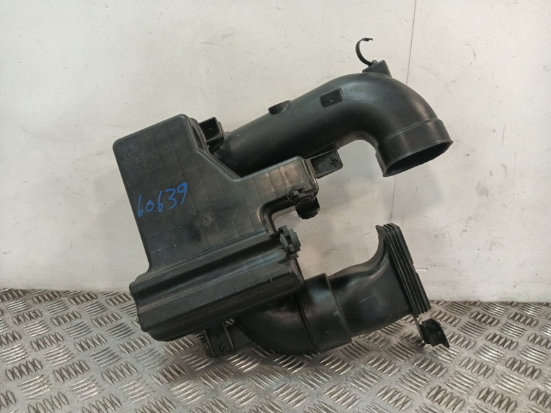 Recambio de carcasa filtro aire para kia carens iv 1.7 crdi referencia OEM IAM 28220A4200 28220A4000 