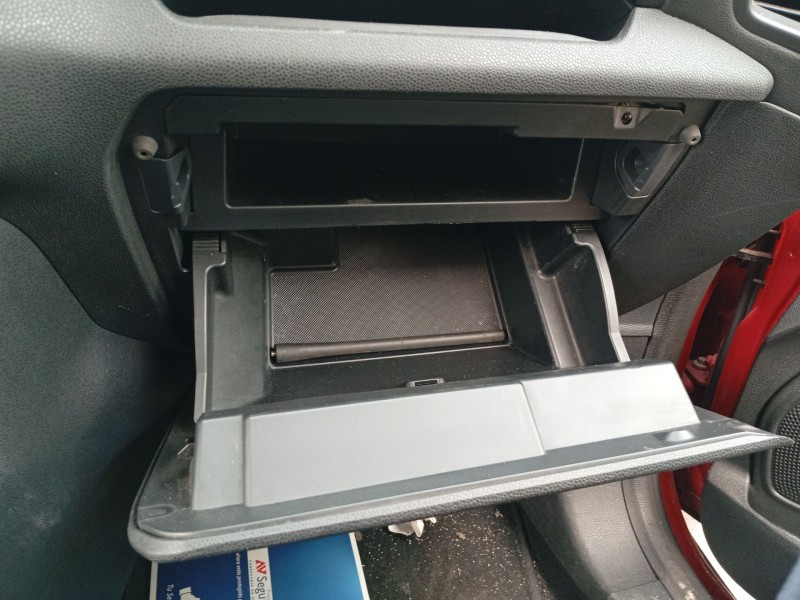 Recambio de guantera para ford ecosport 1.0 ecoboost referencia OEM IAM 2419305  