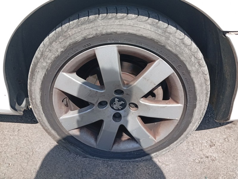 Recambio de mangueta trasera izquierda para peugeot 308 sw i (4e_, 4h_) 1.6 hdi referencia OEM IAM 517641  
