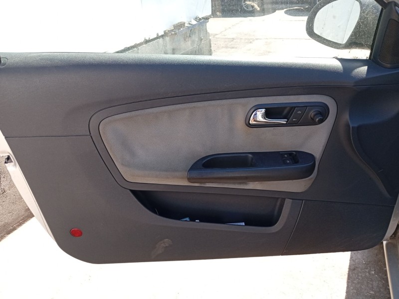 seat ibiza iii (6l1) del año 2003