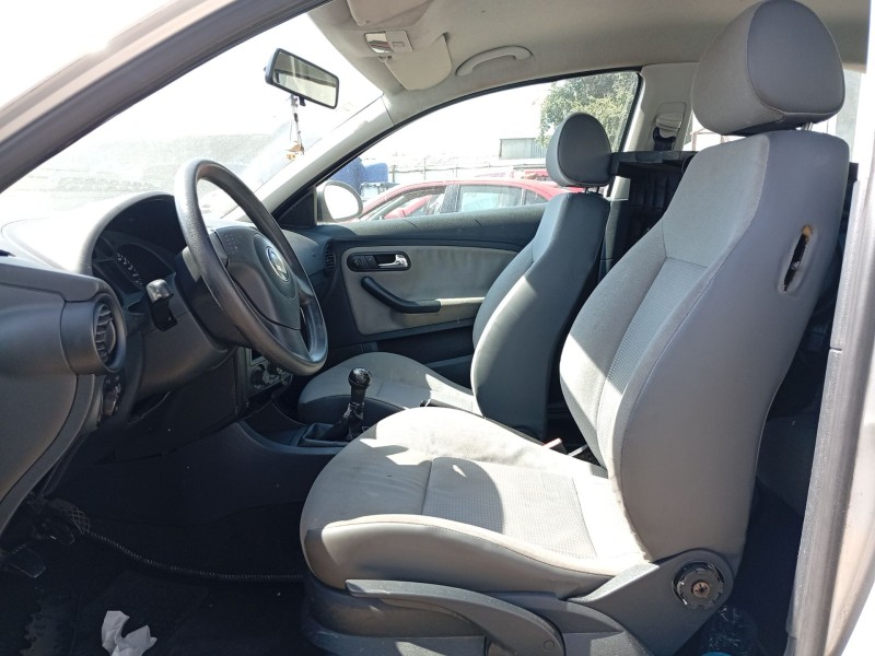 seat ibiza iii (6l1) del año 2003