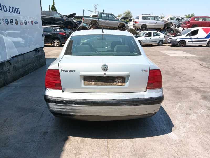 volkswagen passat b3/b4 variant (3a5, 35i) del año 1997