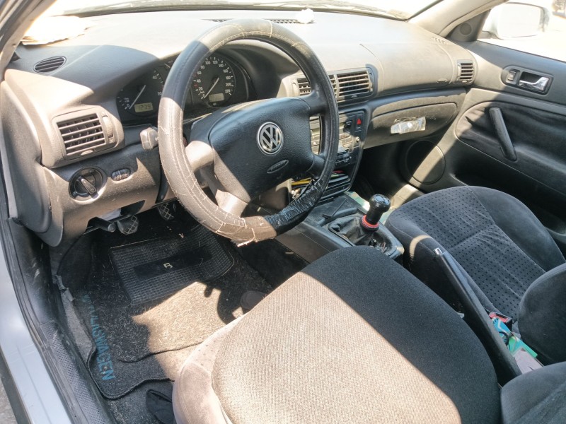 volkswagen passat b3/b4 variant (3a5, 35i) del año 1997