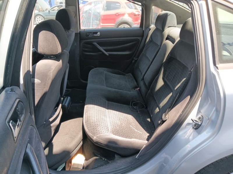 volkswagen passat b3/b4 variant (3a5, 35i) del año 1997