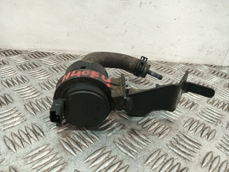 Recambio de bomba agua para dacia sandero ii 1.0 tce 90 gpf referencia OEM IAM 215805FP0A 0392023326 