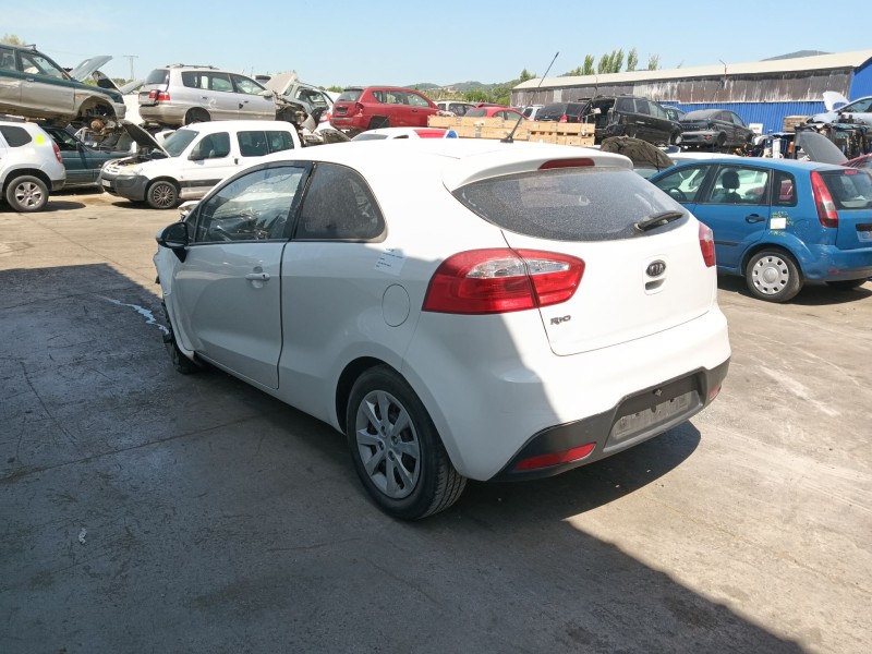 kia rio iii (ub) del año 2012