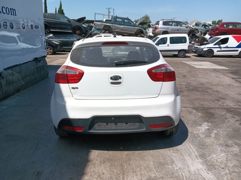 kia rio iii (ub) del año 2012
