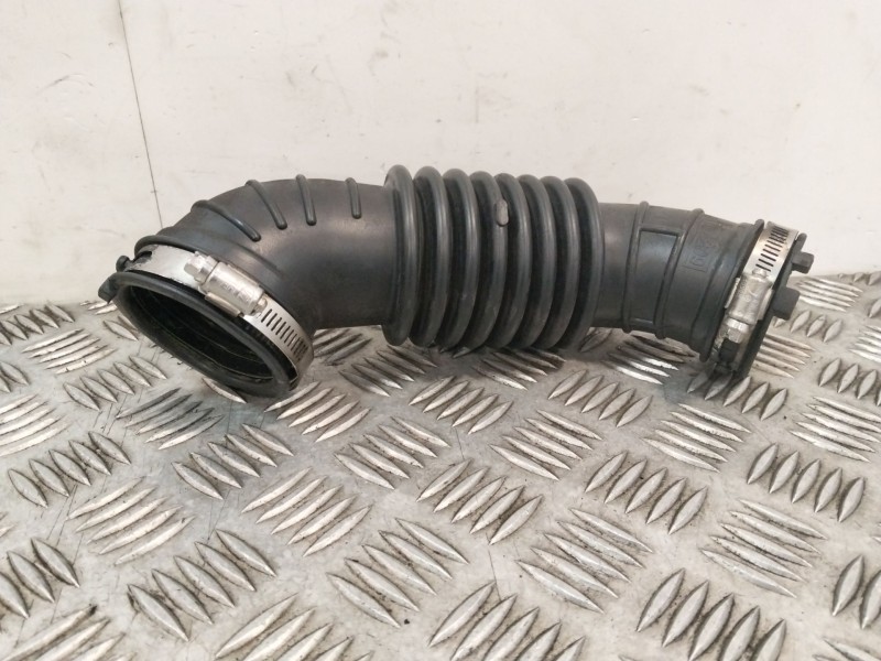 Recambio de tubo para chevrolet aveo berlina hatchback referencia OEM IAM 95216097  
