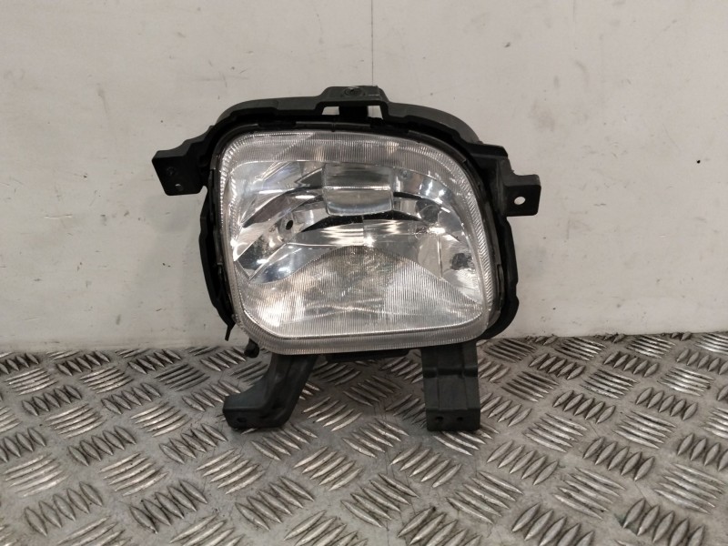 Recambio de faro antiniebla izquierdo para kia carens iv 1.7 crdi referencia OEM IAM 92201A4010  