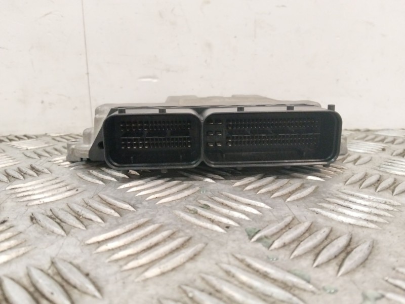 Recambio de centralita motor uce para kia carens iv 1.7 crdi referencia OEM IAM 391202A458 0281031538 