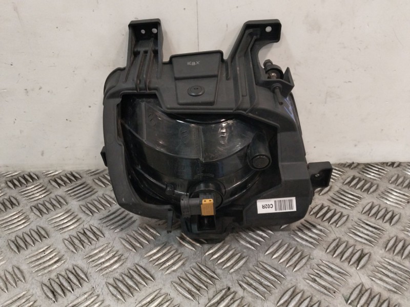 Recambio de faro antiniebla derecho para kia carens iv 1.7 crdi referencia OEM IAM 92202A4010  