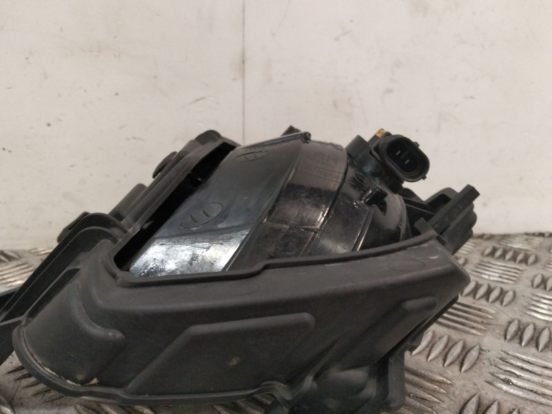 Recambio de faro antiniebla derecho para kia carens iv 1.7 crdi referencia OEM IAM 92202A4010  
