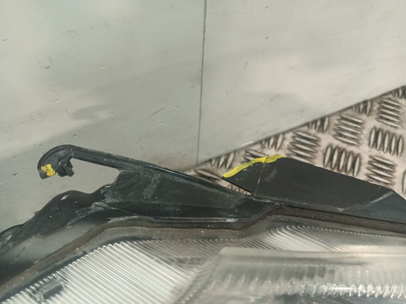 Recambio de faro derecho para citroën c3 i (fc_, fn_) 1.4 hdi referencia OEM IAM 9682672980  