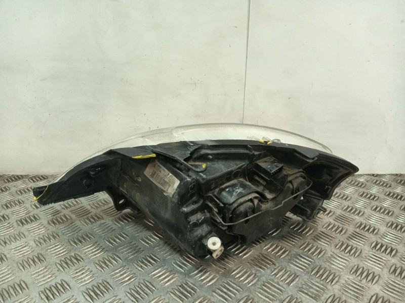 Recambio de faro derecho para citroën c3 i (fc_, fn_) 1.4 hdi referencia OEM IAM 9682672980  