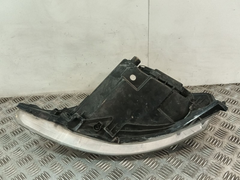 Recambio de faro derecho para citroën c3 i (fc_, fn_) 1.4 hdi referencia OEM IAM 9682672980  