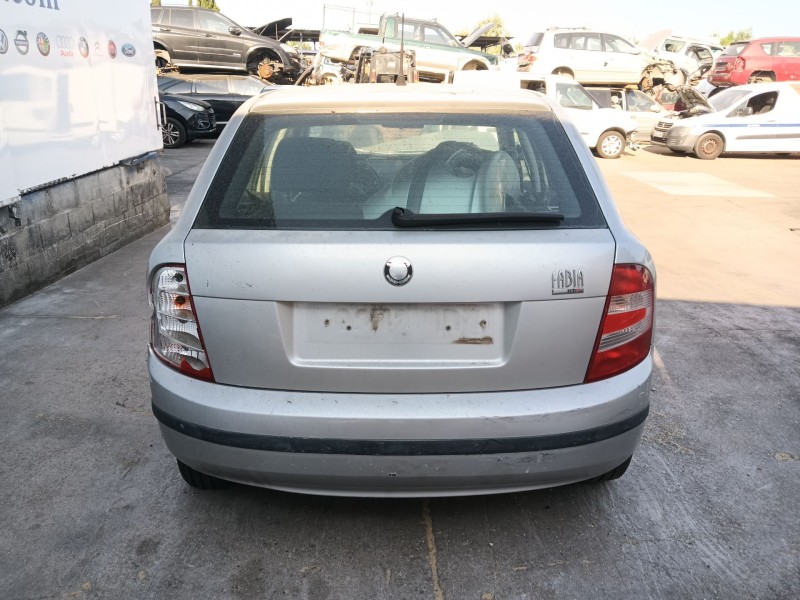 skoda fabia i (6y2) del año 2004