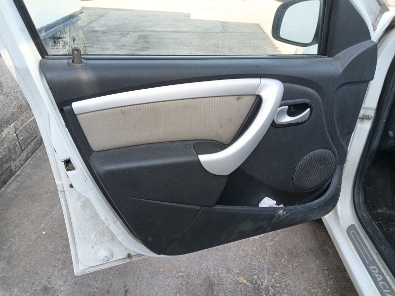 dacia logan (ls_) del año 2009