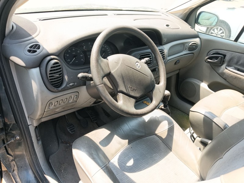 renault scénic i monospace (ja0/1_, fa0_) del año 2001