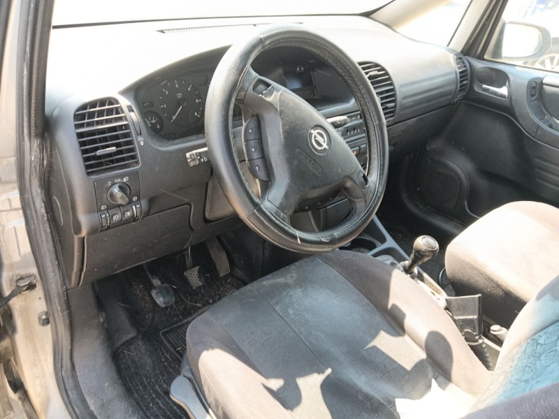 opel zafira a monospace (t98) del año 2002