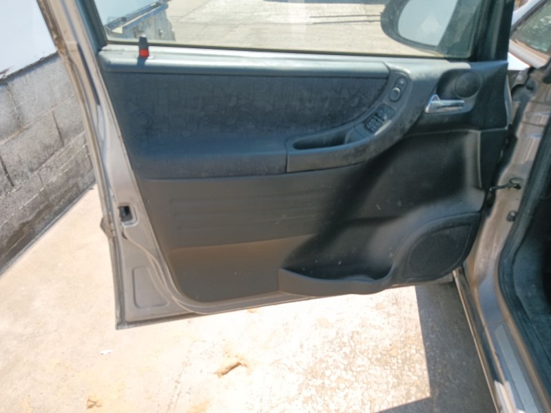 opel zafira a monospace (t98) del año 2002