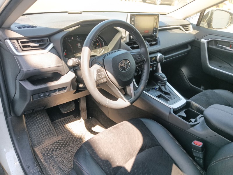 toyota rav 4 v (_a5_, _h5_) del año 2018