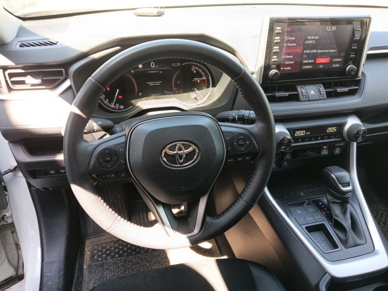 toyota rav 4 v (_a5_, _h5_) del año 2018