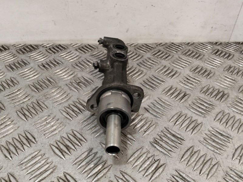 Recambio de bomba freno para iveco daily chasis- cabina (1999 =>) referencia OEM IAM 21027999A  
