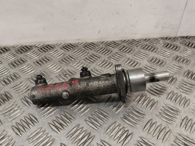 Recambio de bomba freno para iveco daily chasis- cabina (1999 =>) referencia OEM IAM 21027999A  