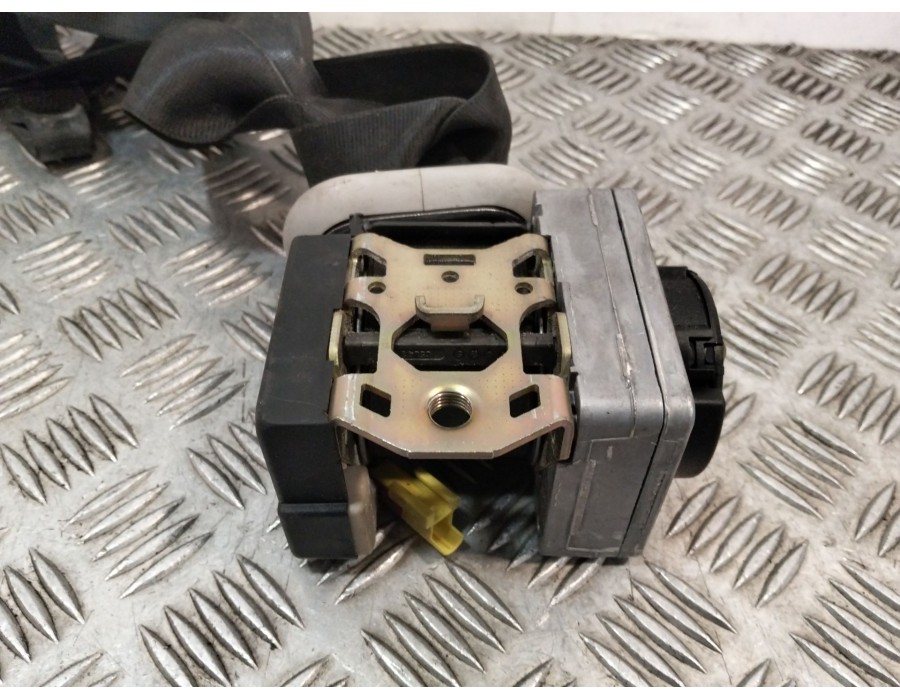 Recambio de cinturon seguridad delantero derecho para volkswagen new beetle (9c1/1c1) 1.9 tdi referencia OEM IAM 33009583B  