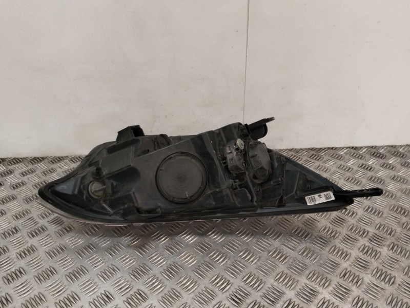 Recambio de faro izquierdo para kia rio iii (ub) 1.2 cvvt referencia OEM IAM 921011WXXX  
