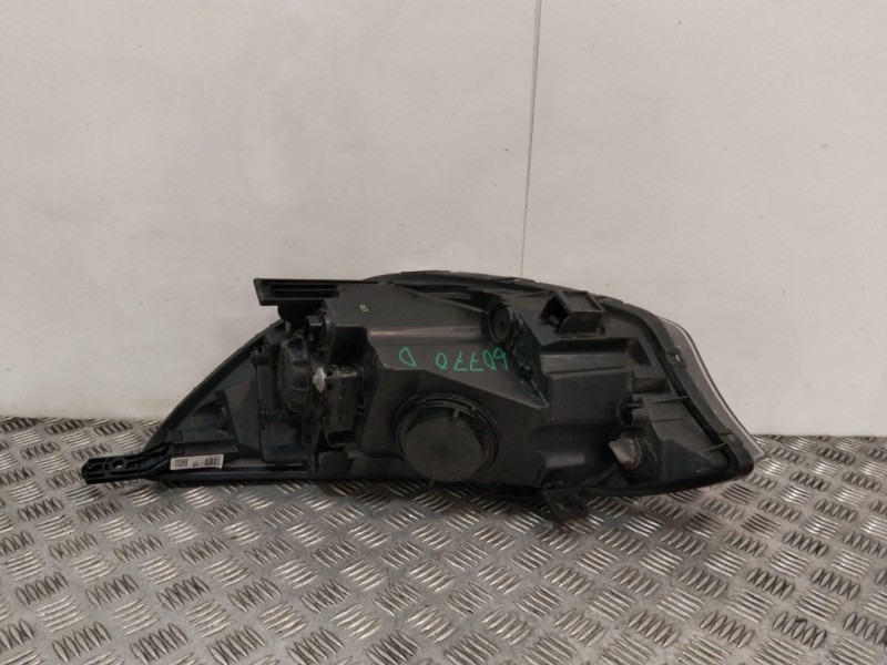 Recambio de faro derecho para kia rio iii (ub) 1.2 cvvt referencia OEM IAM 921021WXXX  