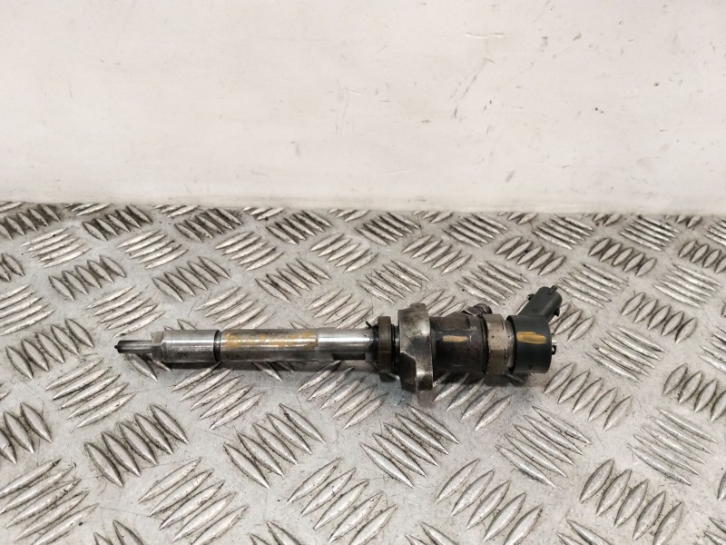 Recambio de inyector para ford focus c-max (dm2) 1.6 tdci referencia OEM IAM 0445110239  