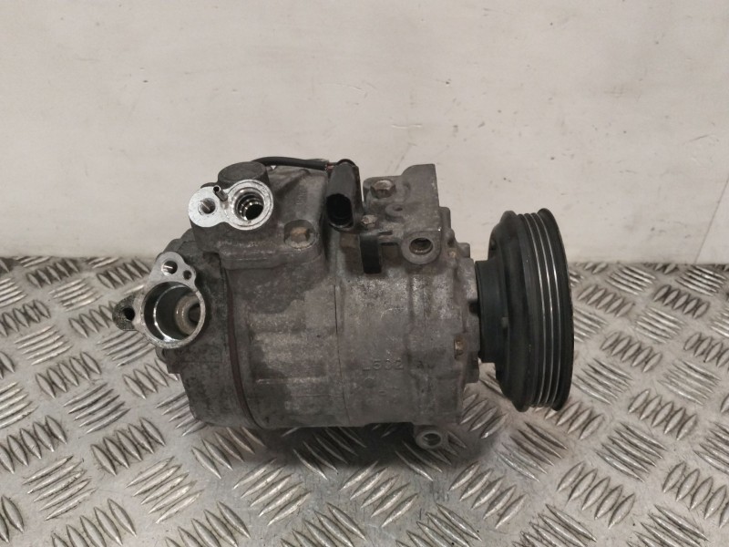 Recambio de compresor aire acondicionado para audi a4 b6 (8e2) 1.9 tdi referencia OEM IAM 8E0260805AG  