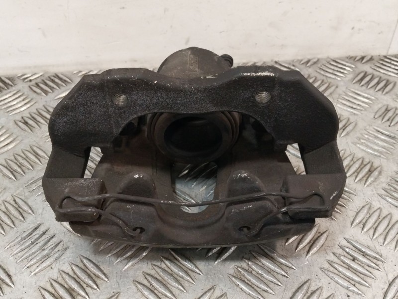 Recambio de pinza freno delantera derecha para volvo c30 2.0 diesel cat referencia OEM IAM 36000485  