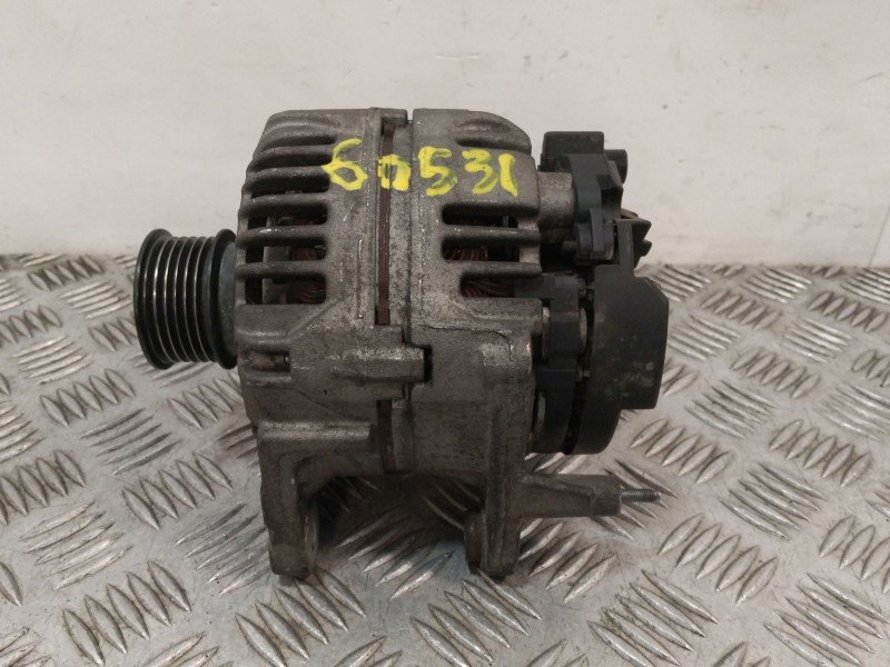 Recambio de alternador para volkswagen polo iv (9n_, 9a_) 1.4 16v referencia OEM IAM 037903025M 0124325013 