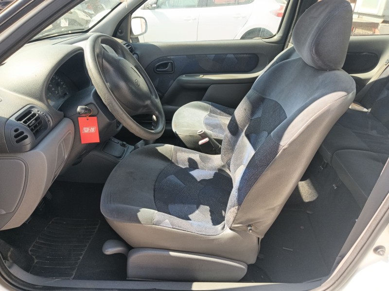 renault clio ii (bb_, cb_) del año 2000