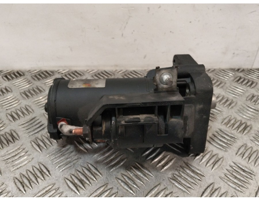 Recambio de motor arranque para renault master ii furgoneta (fd) 2.5 dci referencia OEM IAM 8200472592 0986020141 