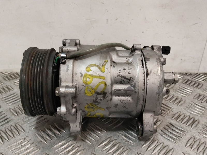 Recambio de compresor aire acondicionado para volkswagen lupo i (6x1, 6e1) 1.4 16v referencia OEM IAM 811039001  