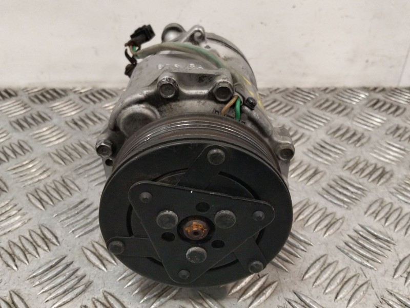 Recambio de compresor aire acondicionado para volkswagen lupo i (6x1, 6e1) 1.4 16v referencia OEM IAM 811039001  