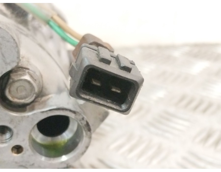Recambio de compresor aire acondicionado para volkswagen lupo i (6x1, 6e1) 1.4 16v referencia OEM IAM 811039001  