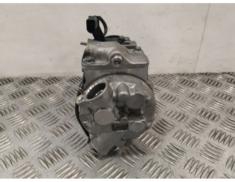 Recambio de compresor aire acondicionado para seat ibiza iv sc (6j1, 6p5) 1.2 referencia OEM IAM 6Q0820808G  