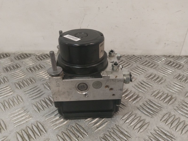 Recambio de abs para toyota yaris (_p13_) 1.0 (ksp130) referencia OEM IAM 895410D480 445400D280 