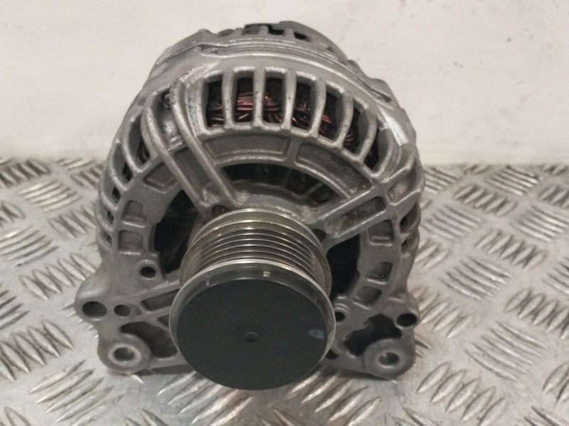 Recambio de alternador para seat altea xl (5p5, 5p8) 1.6 tdi referencia OEM IAM 03L903023  