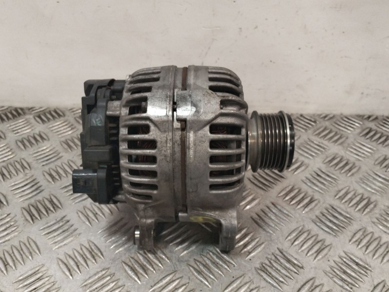 Recambio de alternador para seat altea xl (5p5, 5p8) 1.6 tdi referencia OEM IAM 03L903023  