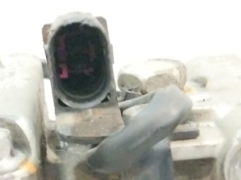 Recambio de compresor aire acondicionado para iveco daily iii furgoneta 35 c 14 referencia OEM IAM 81086000  