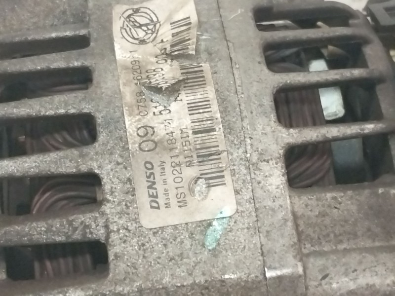 Recambio de alternador para ford ka (ru8) 1.2 referencia OEM IAM 51859038  