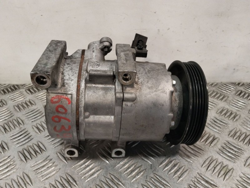 Recambio de compresor aire acondicionado para kia carens iv 1.7 crdi referencia OEM IAM KBGD3300  
