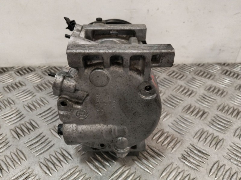 Recambio de compresor aire acondicionado para kia carens iv 1.7 crdi referencia OEM IAM KBGD3300  