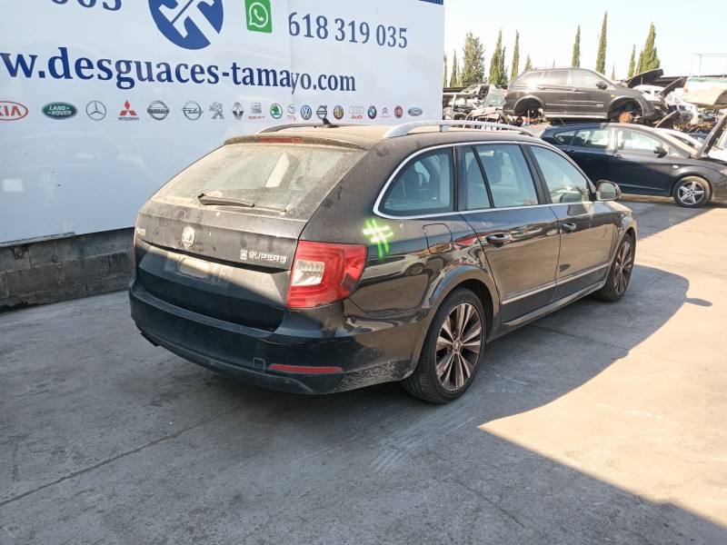 skoda superb ii station wagon (3t5) del año 2013