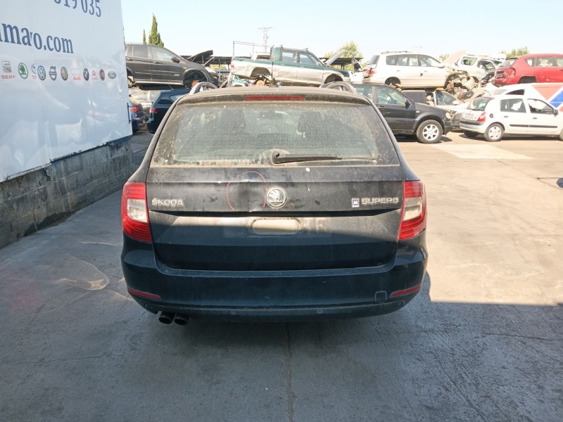 skoda superb ii station wagon (3t5) del año 2013